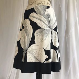 Silk WHBM Skirt size 4